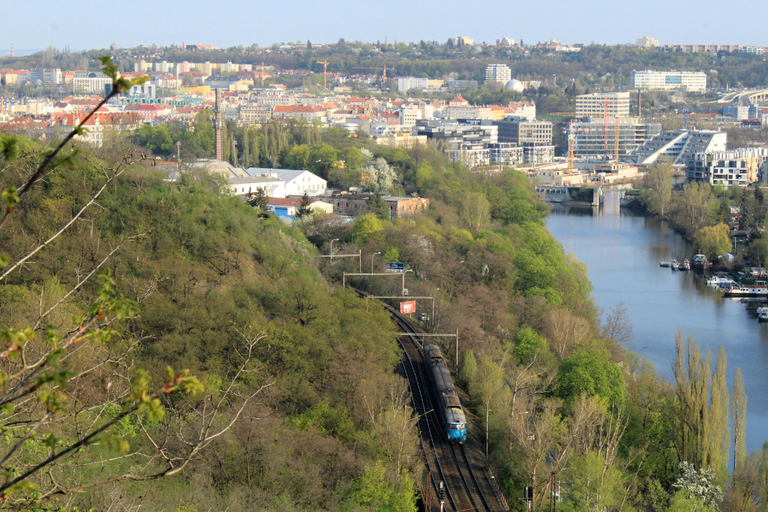 Nearby Landmark 3, Factory Suites, Praha 7