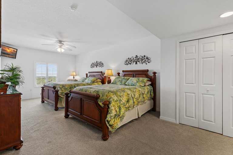 Others 5, Oceanwalk 9-604, Volusia