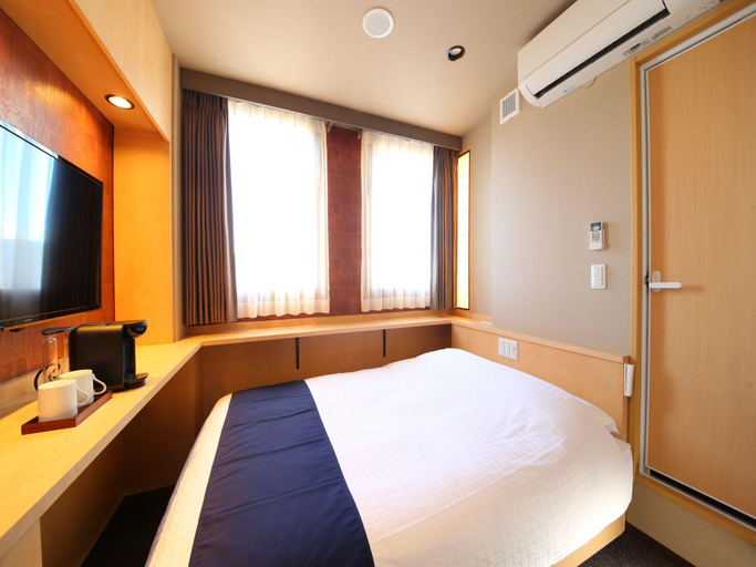 Bedroom 14