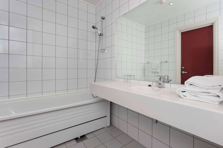 Bathroom 4, Scandic Bodø, Bodø