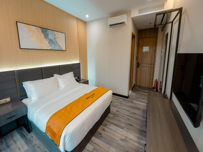 Bedroom 22