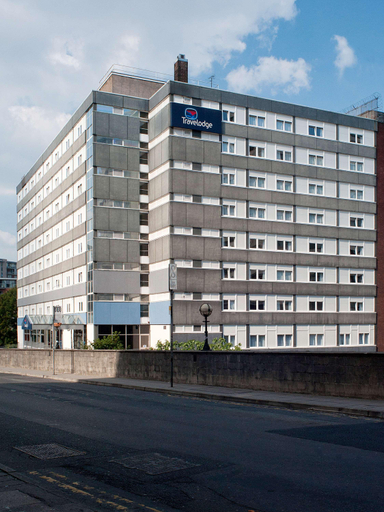 Exterior & Views 2, Travelodge Manchester Central, Manchester