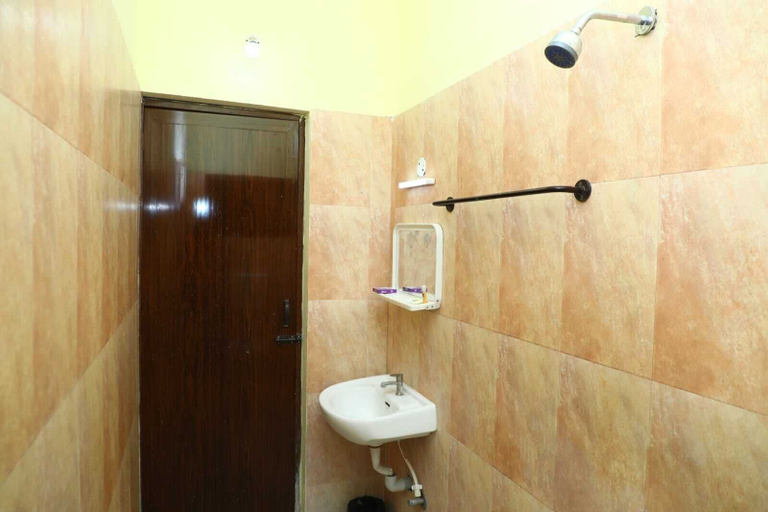 Bathroom 3, Shiva Nest, Tiruchirappalli
