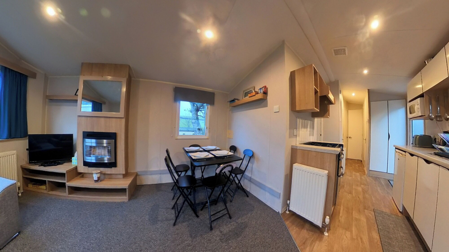 Others 5, Caravan at Newquay Bay Resort - 3 Bedrooms, Cornwall