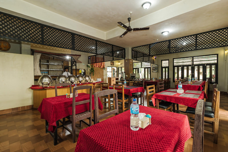 Food & Drinks 5, Hotel Riverside With Swimming Pool , Narayani