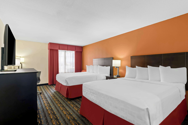 Bedroom 3, Best Western Kenosha Inn, Tulsa