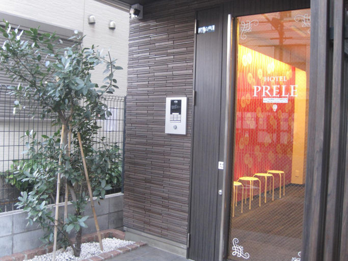 Exterior 14