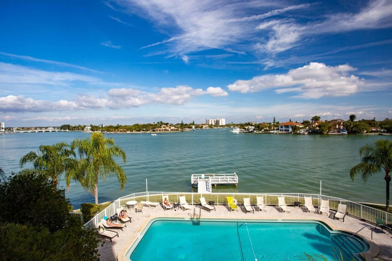 Sport & Beauty 4, Palms Of Treasure Island #210, Pinellas