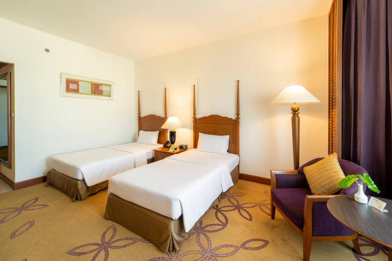 Bedroom 8