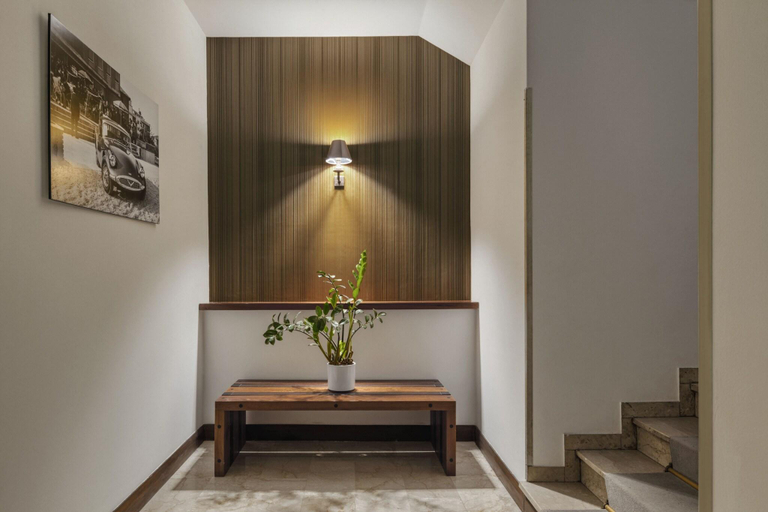 Public Area 3, Carlton, Treviso