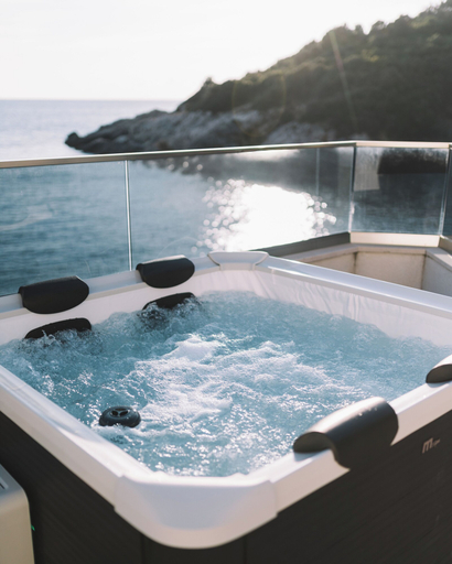 Sport & Beauty, La Mer Beach Residence