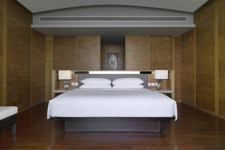 Bedroom 16