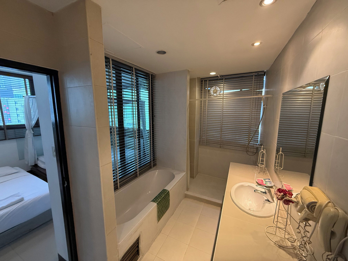 Bedroom 9