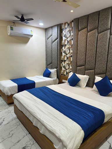 Bedroom 2, Hotel Royal King, Ahmadabad
