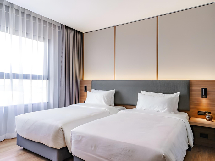 Bedroom 6