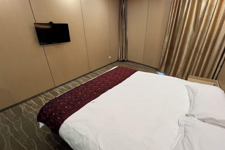 Others 4, Ningtai Business Hotel, Shanghai
