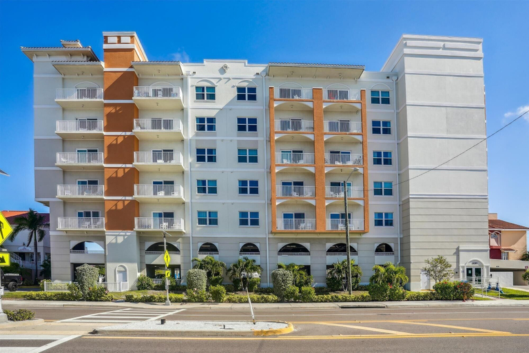 Exterior & Views 2, Madeira Bay Resort I 1504, Pinellas
