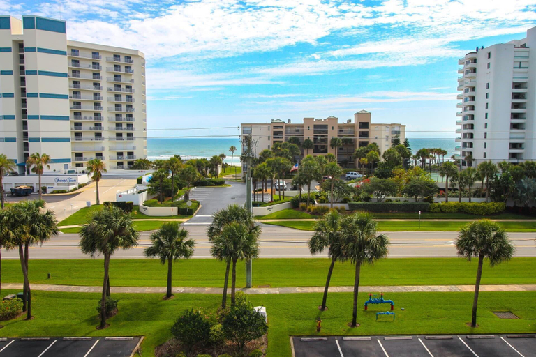 Exterior & Views 2, Oceanwalk 1-501, Volusia