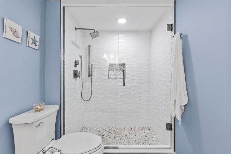 Bathroom 5, Southwind 905, Volusia