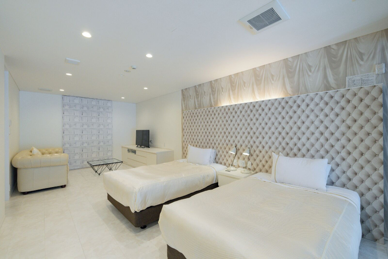 Bedroom 26