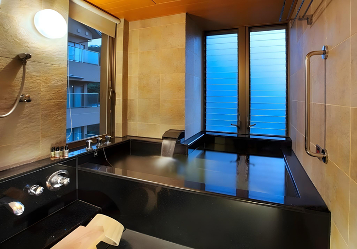 Bathroom 5, Radium Kagaya International Hotel, Taipei City