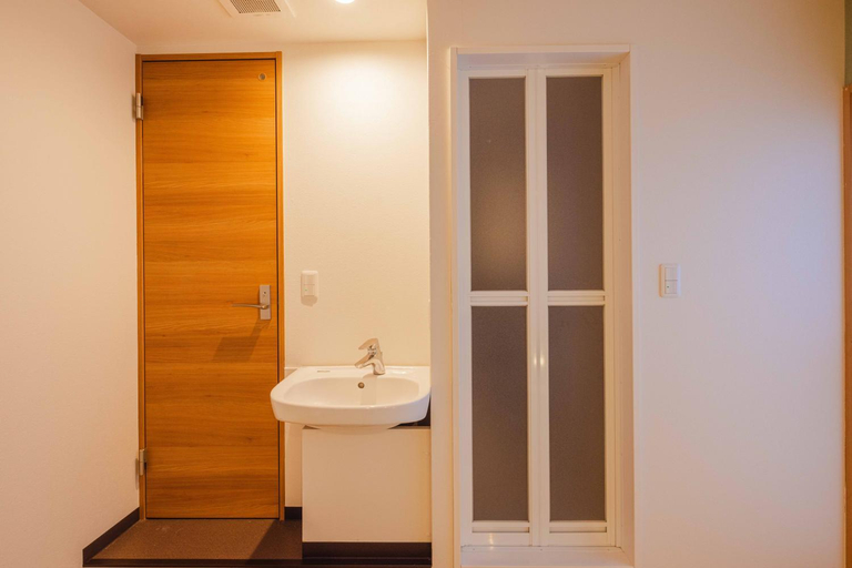 Bathroom 2, Miro Hotel Momodanikouenmae, Osaka