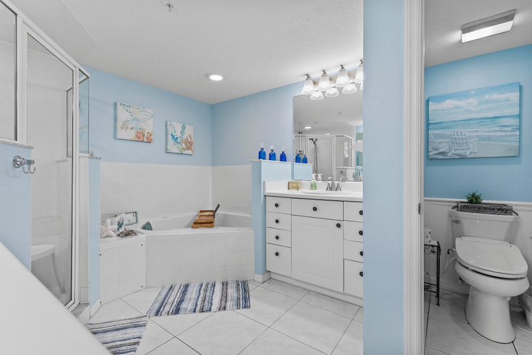 Others 3, Oceanwalk 1-303, Volusia