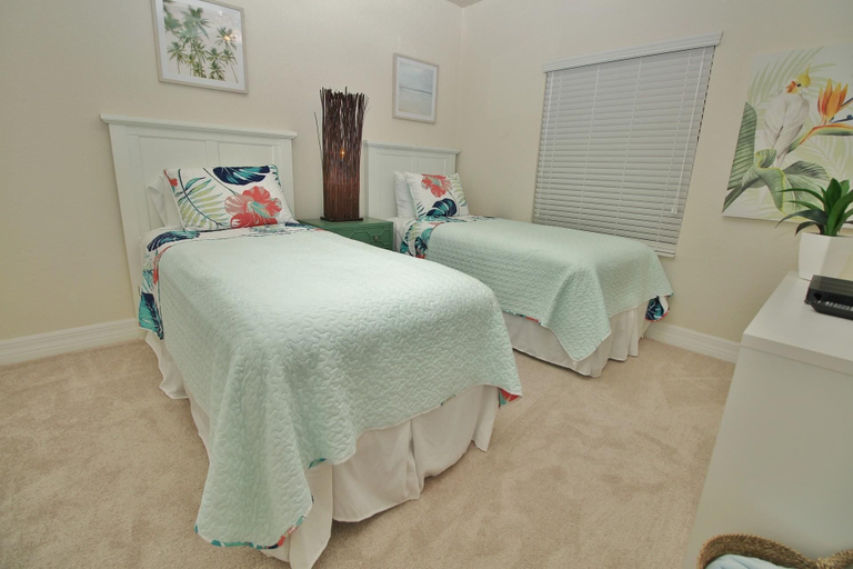 Others 4, Oceanwalk 20-205, Volusia