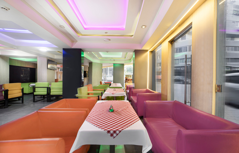 Food & Drinks 4, Kanzy Hotel, Ad-Duqi