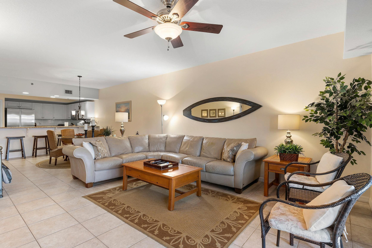 Others 5, Oceanwalk 9-404, Volusia