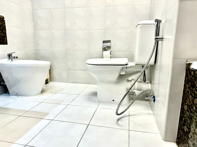 Bathroom, Fortune Holiday Home, Dubai