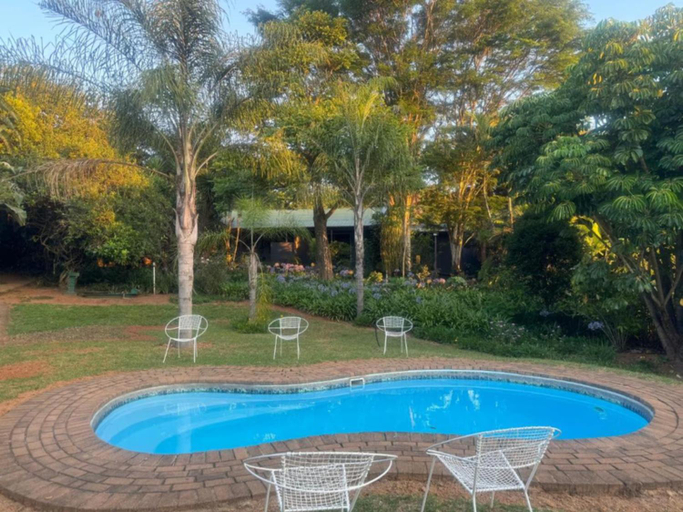 Garden, Busa House Self-Catering Unit, Ehlanzeni