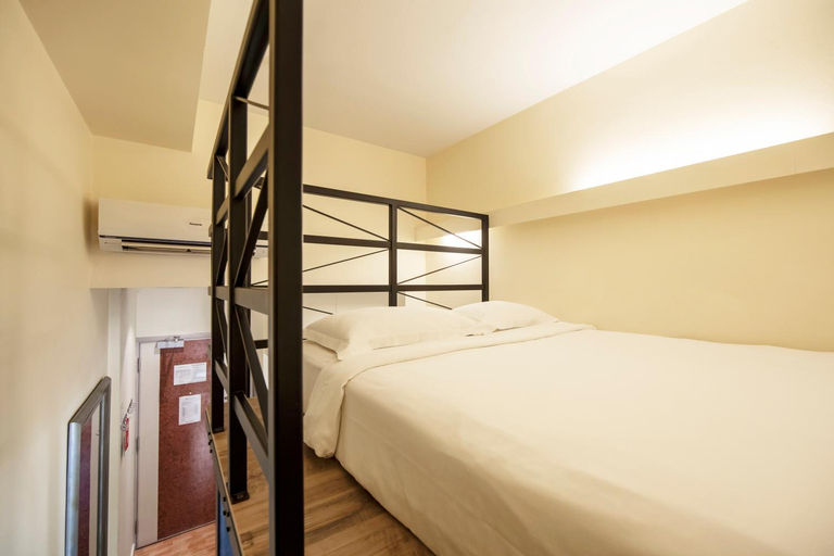 Bedroom 13