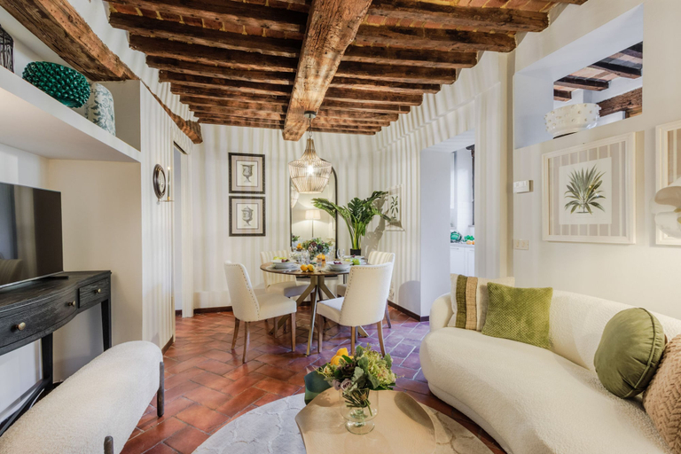 Room 3, Casa Genny in Lucca With 1 Bedrooms and 1 Bathrooms, Lucca