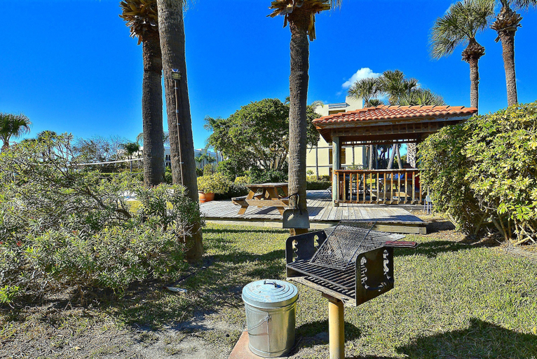 Others 5, Land's End 1-407 Gulf View - Premier, Pinellas