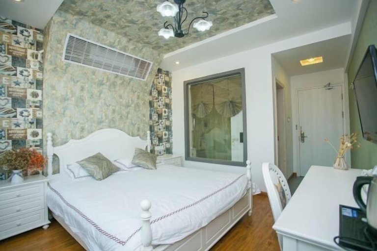 Bedroom 3, Fallen Bay, Zhoushan