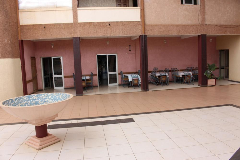 Sport & Beauty, Hotel Jouvence 2000, Mfoundi