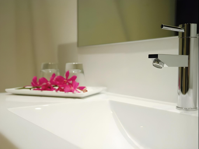 Bathroom 7