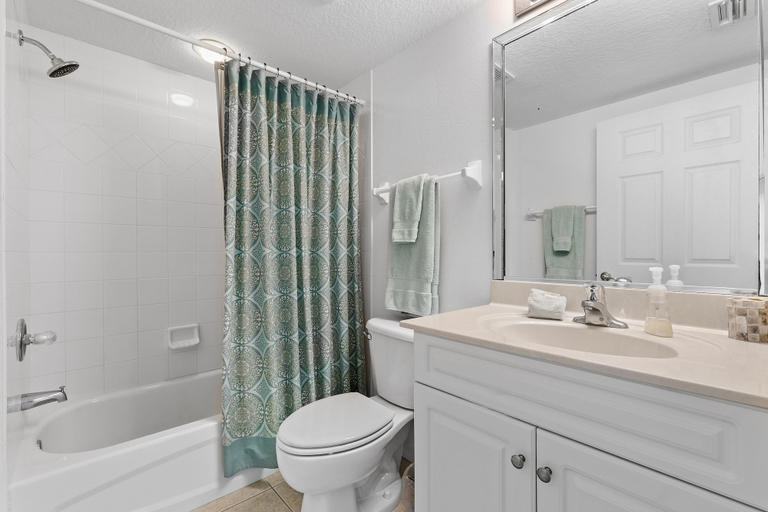 Bathroom 5, Oceanwalk 9-604, Volusia