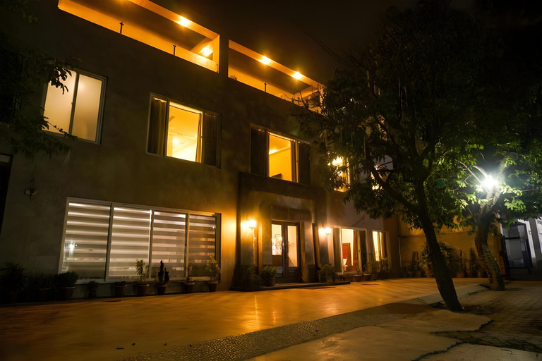 Others 5, City View Hotel, Lahore