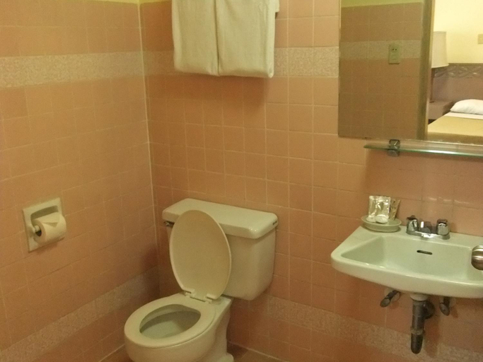 Bathroom 5, Manila Manor Hotel, Manila City