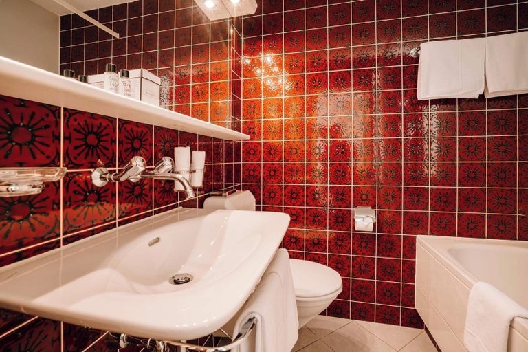 Bathroom 4, Stella Swiss Quality Hotel, Interlaken