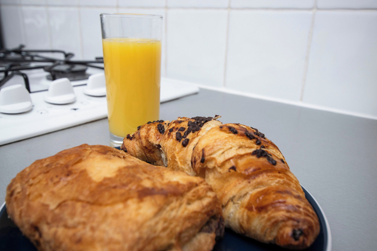 Breakfast meal, Tranquil Riverside Retreat in Norwich, Norfolk