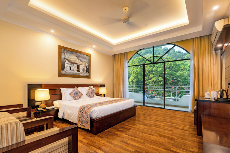 Bedroom 3, Kandyan Reach Hotel, Kurunegala