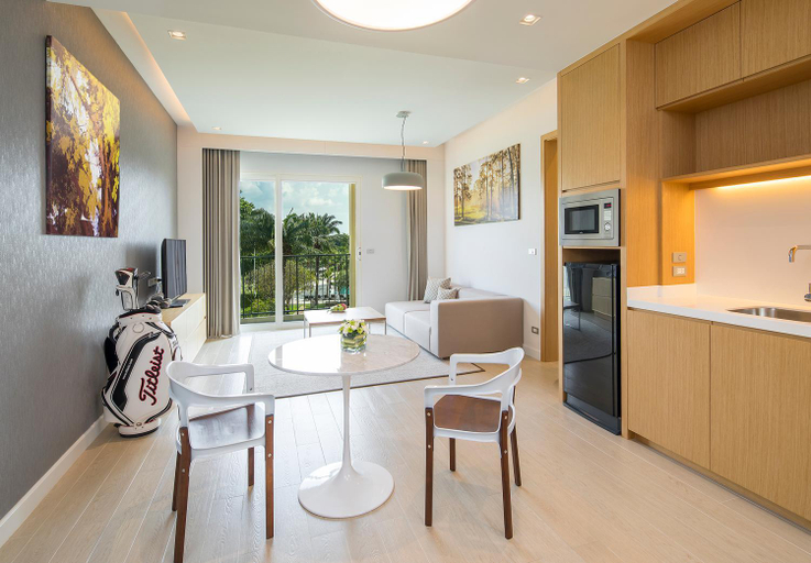 Dining Room 3