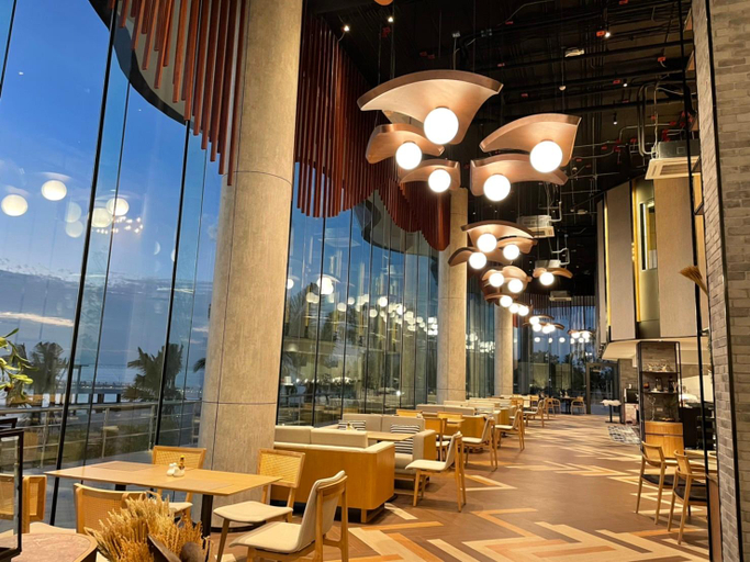 Food & Drinks 5, Symphony of The Sea, Muang Chon Buri