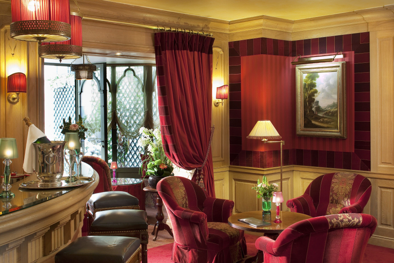Public Area 3, Hotel Chambiges Elysées, Paris