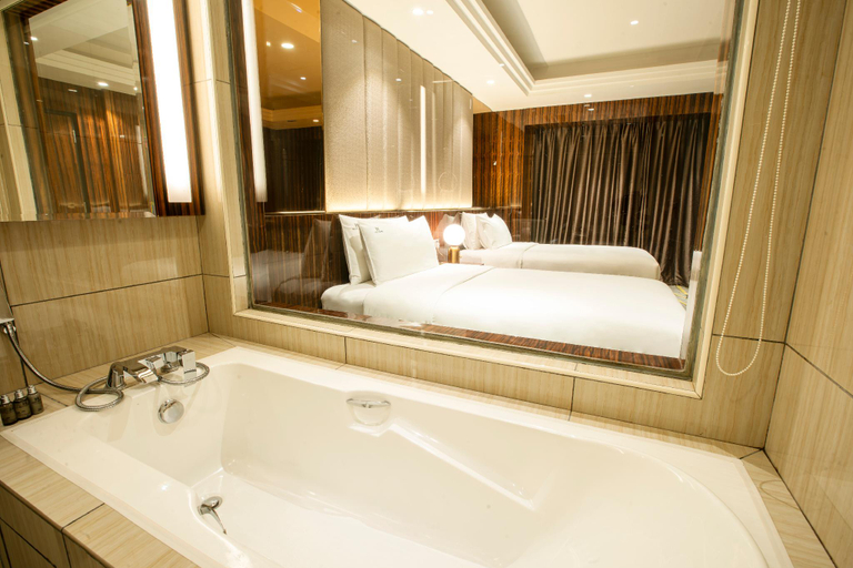 Bathroom 9
