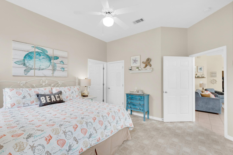 Bedroom 4, Bronze Star by the Sea, Walton