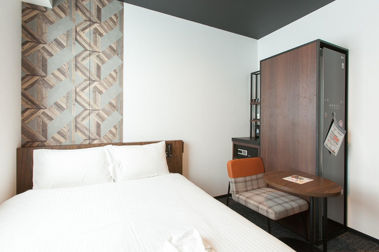 Bedroom 13